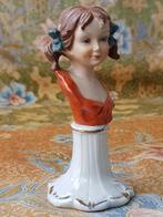 Mooi antiek borstbeeldje uit Frankrijk van een meisje., Antiek en Kunst, Antiek | Porselein, Ophalen of Verzenden