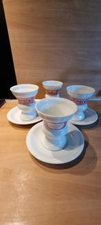 Asbach Uralt kop en schotels, Ophalen of Verzenden