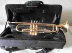 Trompet Giant, Muziek en Instrumenten, Blaasinstrumenten | Trompetten, Ophalen of Verzenden, Zo goed als nieuw, Bes-trompet, Met koffer