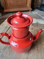 Rode emaille koffiepot met filter, Antiek en Kunst, Antiek | Emaille, Ophalen of Verzenden