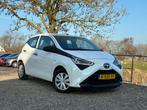Toyota Aygo 1.0 VVT-i x-fun | 5 deurs + Airco nu €8.975,-!, Voorwielaandrijving, Stof, Gebruikt, 4 stoelen