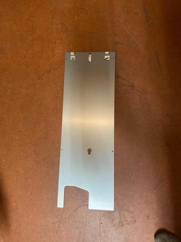 Bang&Olufsen BeoSound 9000 wandbeugel beschikbaar voor biedingen