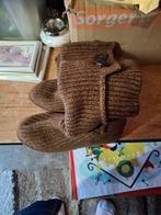 Bruine Gebreide Pantoffels / Sloffen, Bruin, Ophalen of Verzenden, Pantoffels of Sloffen, Onbekend