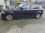 BMW 118i M sportkit motor kapot, Ophalen, Zwart, Handgeschakeld, Benzine