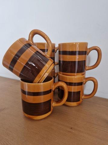 Vintage "look" gestreepte mokken set van 6 beschikbaar voor biedingen