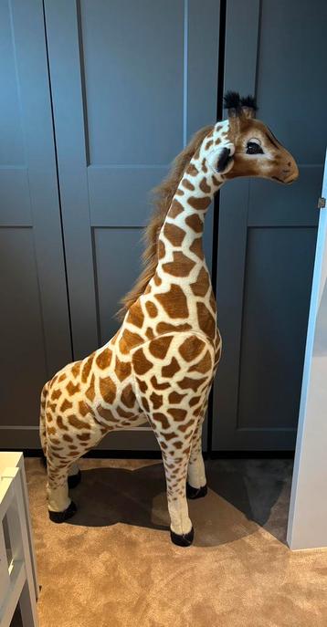 Giraffe babykamer beschikbaar voor biedingen