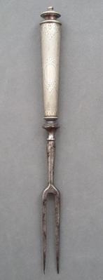 Om 1750 - 1800 Vleesvork Vork Bestek Zilveren Heft Handvat, Antiek en Kunst, Ophalen of Verzenden, Zilver