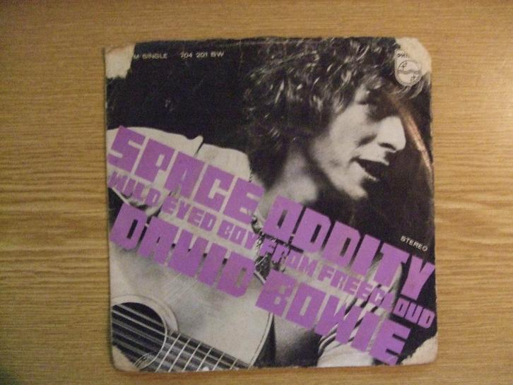 DAVID BOWIE   SPACE ODDITY / WILD EYED BOY FROM FREE CLOUD, Cd's en Dvd's, Vinyl Singles, Zo goed als nieuw, Single, Rock en Metal