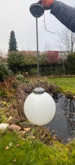Vintage hangende bol lamp - Grijs melk wit, Huis en Inrichting, Ophalen, Gebruikt, Metaal, 75 cm of meer