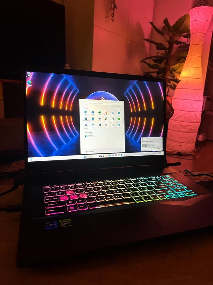 MSI Pulse 17 B13VGK (NL)/Intel i7/ Nvidia RTX 4070/ 16GB/1TB, Computers en Software, Desktop Pc's, Zo goed als nieuw, 4 Ghz of meer