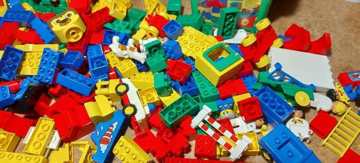 heel veel duplo, Kinderen en Baby's, Speelgoed | Duplo en Lego, Zo goed als nieuw, Duplo, Losse stenen, Ophalen
