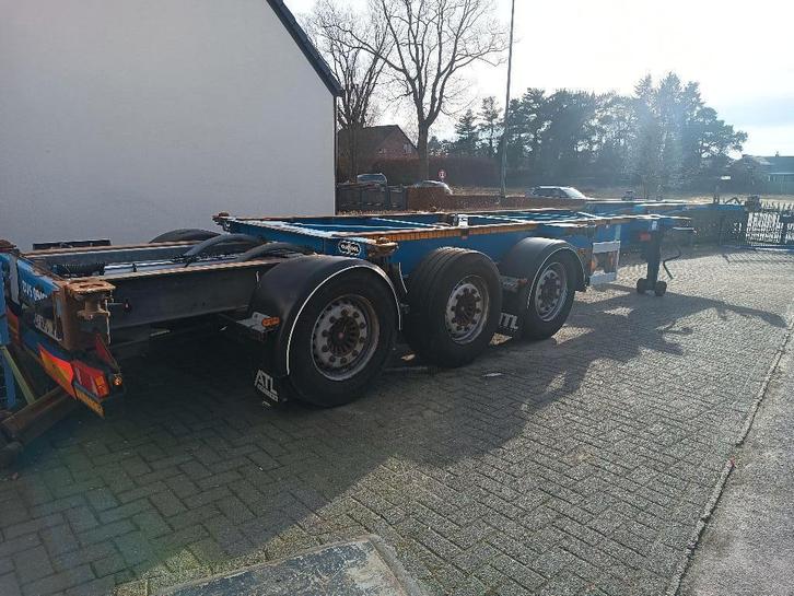 Vanhool chassis container polyvalent 2 stuks "schuiftafel", Auto's, Vrachtwagens, Particulier, Aanhangers en Opleggers, Ophalen