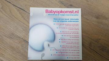 CDrom Babyopkomst info over de komst van een baby beschikbaar voor biedingen