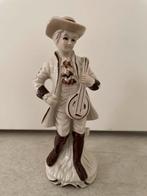 Beeldje man met mandoline, Antiek en Kunst, Verzenden