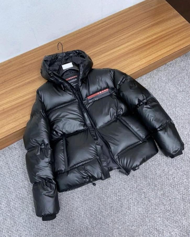 Prada winterjas in diverse maten (ook op te halen), Kleding | Heren, Jassen | Winter, Overige maten, Ophalen of Verzenden