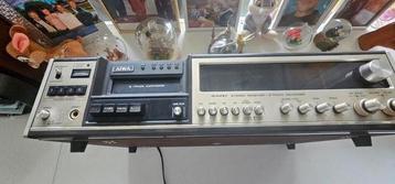 Aiwa 8-track Speler/Recorder met AM/FM Radio beschikbaar voor biedingen