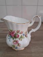 Royal Albert Moss Rose Melkkannetje, Antiek en Kunst, Ophalen
