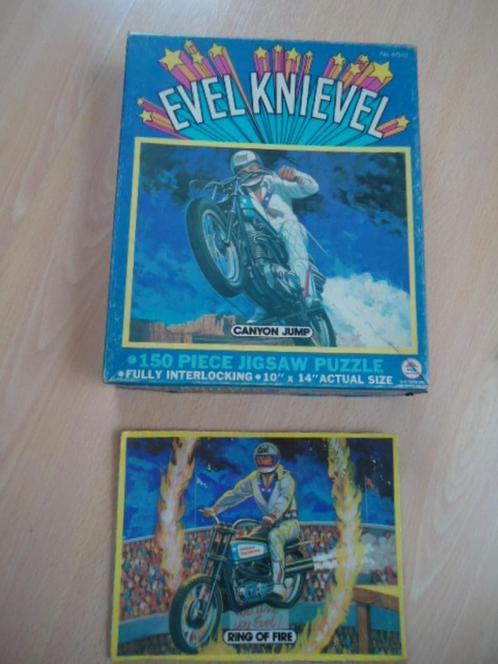 2 Evel Knievel puzzels. uit 1974, compleet, Verzamelen, Muziek, Artiesten en Beroemdheden, Gebruikt, Overige typen, Ophalen of Verzenden