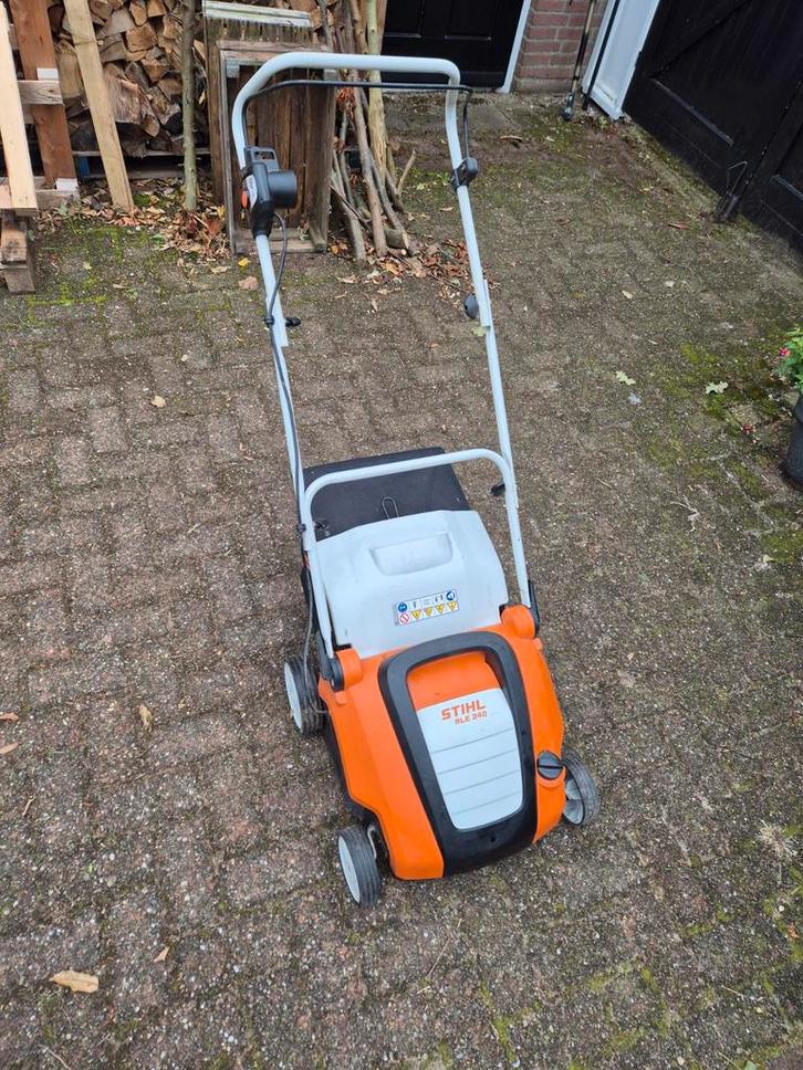 Stihl RLE 240 Verticuteermachine - Gazonbeluchter, Tuin en Terras, Verticuteermachines, Ophalen of Verzenden