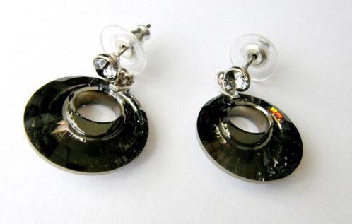 Prachtige Swarovski oorbellen nieuw en ongedragen, Origineel, Sieraden, Tassen en Uiterlijk, Oorbellen, Nieuw, Knopjes of Stekers