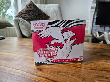 Pokémon Scarlet & Violet White Flare Elite Trainer Box beschikbaar voor biedingen
