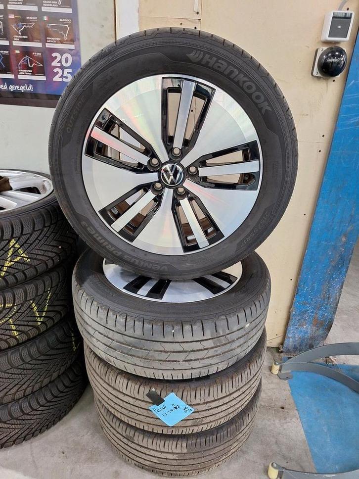 Volkswagen Passat Zomerset 17 Inch Origineel, Auto-onderdelen, Banden en Velgen, Banden en Velgen, Zomerbanden, 17 inch, 215 mm