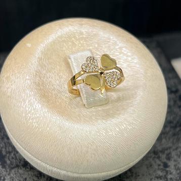 14 karaat gouden ring klavervier model beschikbaar voor biedingen