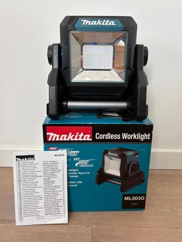 Makita DEAML003G 18v 40v accu werklamp bouwlamp lamp beschikbaar voor biedingen