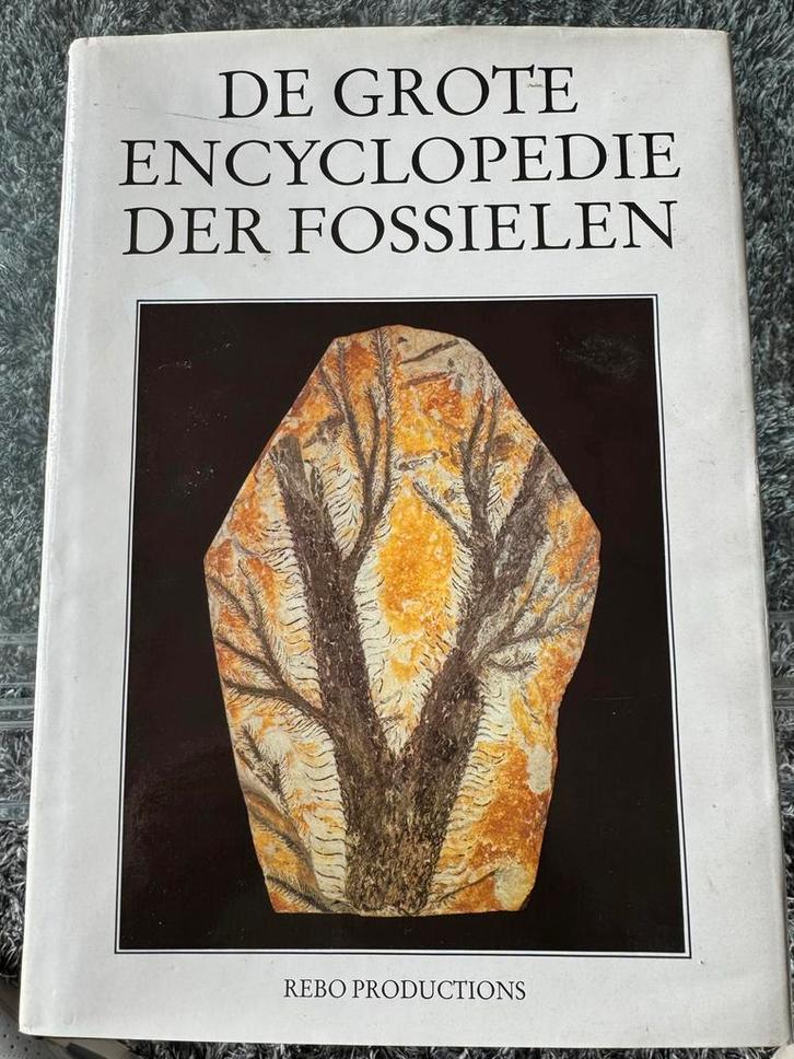De Grote Encyclopedie der Fossielen, Boeken, Encyclopedieën, Gelezen, Los deel, Dieren, Ophalen of Verzenden