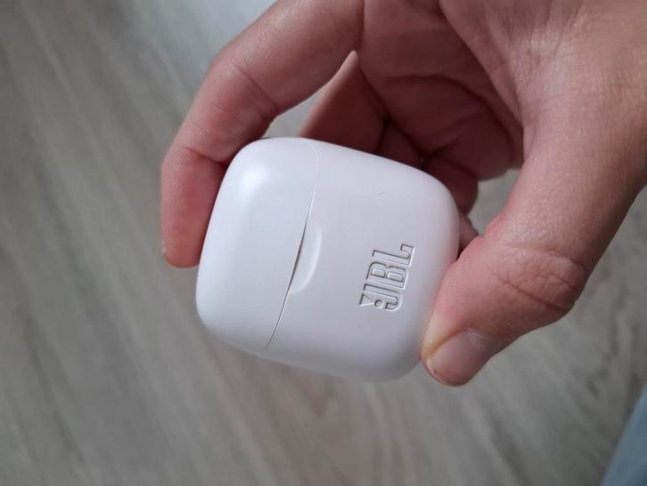 JBL Tune225TWS, Telecommunicatie, Mobiele telefoons | Oordopjes, Gebruikt, Ophalen of Verzenden