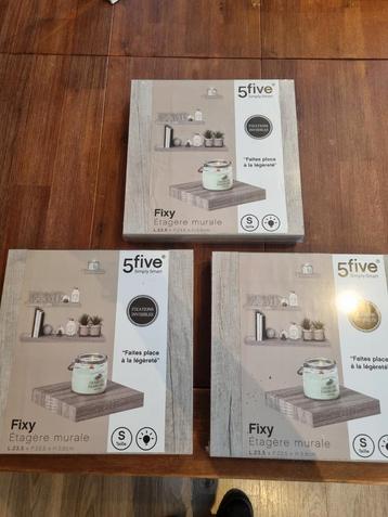 3 Nieuwe plankjes in verpakking beschikbaar voor biedingen