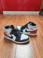 Jordan 1 Mid Union Black Toe maat 42, Kleding | Heren, Schoenen, Overige kleuren, Ophalen of Verzenden, Sneakers of Gympen, Gedragen