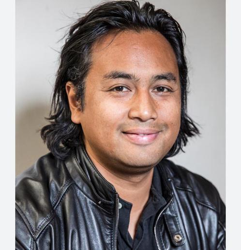 4 tickets DANIEL ARENDS•ZAAL RIJ 1 ! Amsterdam Zat 25/04/26, Tickets en Kaartjes, Theater | Cabaret en Komedie