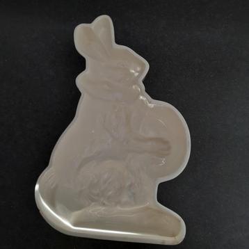 Paashaas puddingvorm beschikbaar voor biedingen