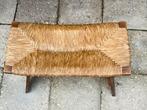 Houten krukje met rieten zitting, Huis en Inrichting, Gebruikt, Bruin, Ophalen of Verzenden, Eén