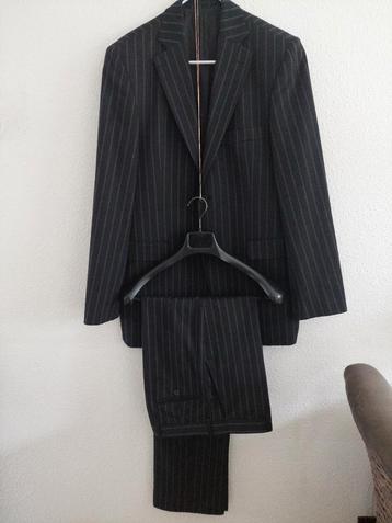 Kostuum WE (49/50)M zwart polyester/viscose/wol 1xGedragen E beschikbaar voor biedingen