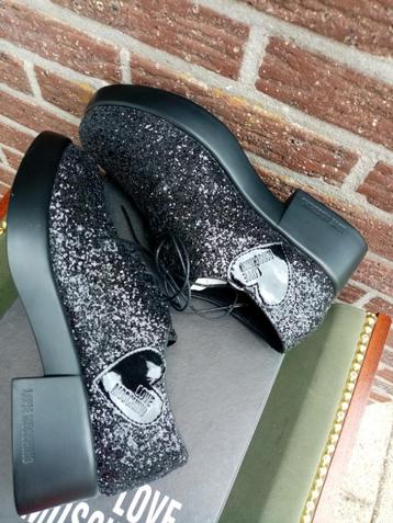 Dames Schoenen Love Moschino Mt40 beschikbaar voor biedingen
