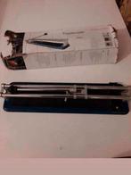 Te koop!Nieuw machine voor papier knippen of snijen., Ophalen, Nieuw, Zwart