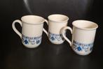 Vintage Blue Willow & Blue Onion mok : 3 stuks, Ophalen of Verzenden, Zo goed als nieuw, Overige stijlen, Kop(pen) en/of Schotel(s)