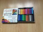 Doos met 24 zachte pastels. (Nieuw), Ophalen of Verzenden, Nieuw, Potlood of Stift