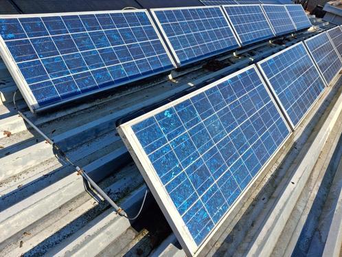 complete zonnepanelen instalatie omvormer en panelen, Doe-het-zelf en Verbouw, Overige Doe-het-zelf en Verbouw, Gebruikt, Ophalen