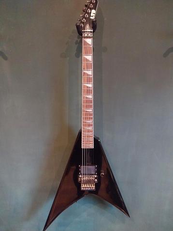 ESP LTD Alexi-200 flying V met EMG 81 beschikbaar voor biedingen