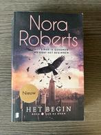 Nora Roberts - Het begin - Boek 1 van De Bron - Boekerij, Boeken, Gelezen, Ophalen of Verzenden, Nora Roberts, Amerika