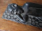 Zwart houten beeld liggende naakte mans figuur uit 1 stuk, Ophalen of Verzenden