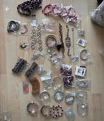 Nieuwe Sieraden Partij - 380 Stuks - Armbanden & Oorbellen, Overige materialen, Overige kleuren, Nieuw, Ophalen of Verzenden