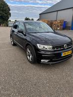 Volkswagen Tiguan 2.0 TDI 110KW DSG 2017 Zwart, Auto's, 4 cilinders, 2000 kg, Alcantara, Zwart