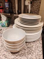 Borden Set - Borden Service, Gebruikt, Ophalen of Verzenden, Effen, Aardewerk