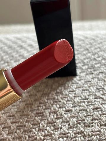 Estee Lauder 340 Envious beschikbaar voor biedingen