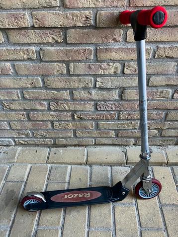 Razor b120 stuntstep tot 5 jaar beschikbaar voor biedingen