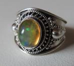 Koopje! Zilveren ring (no 41) met Ethiopische opaal, incl ve, Sieraden, Tassen en Uiterlijk, Ringen, Verzenden, Zo goed als nieuw